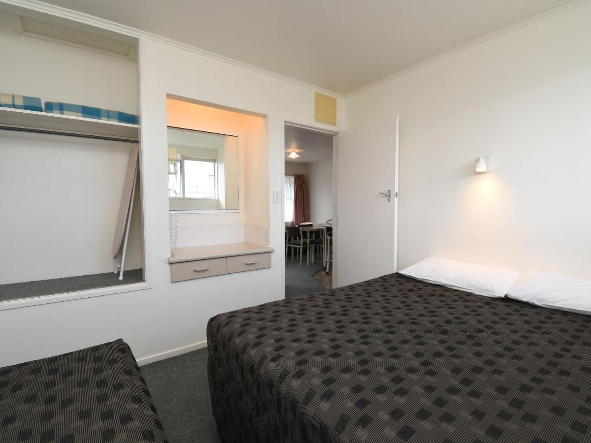 Avon Motel Hawera Extérieur photo