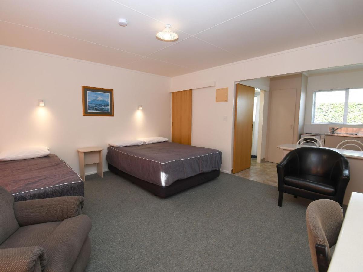Avon Motel Hawera Extérieur photo