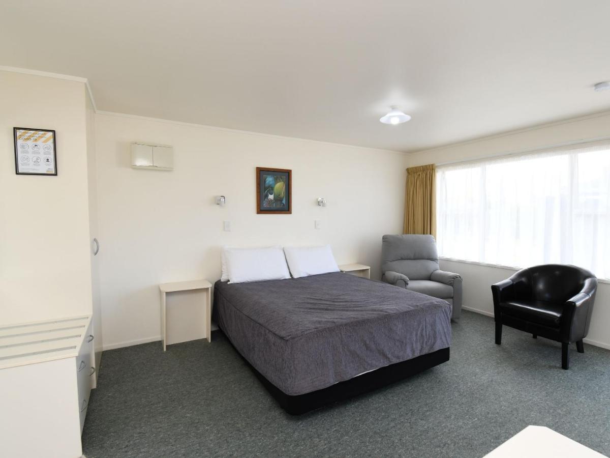 Avon Motel Hawera Extérieur photo